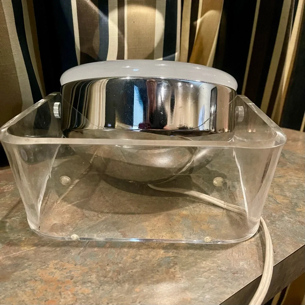 Vintage 70’s Chrome Jerdon Lighted Vanity Mirror With Magnification Lucite Base